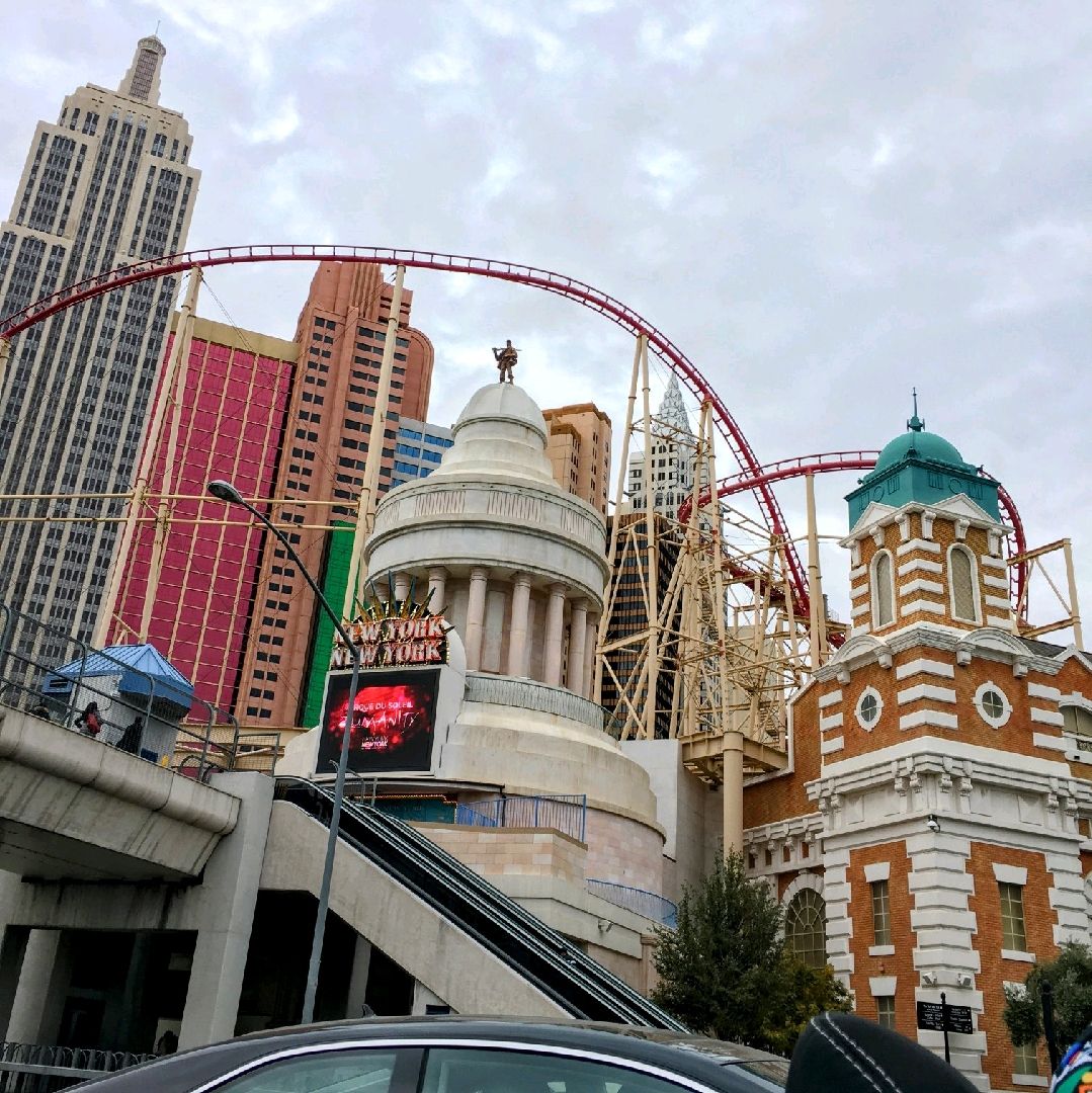 Hotel with outdoor roller coaster